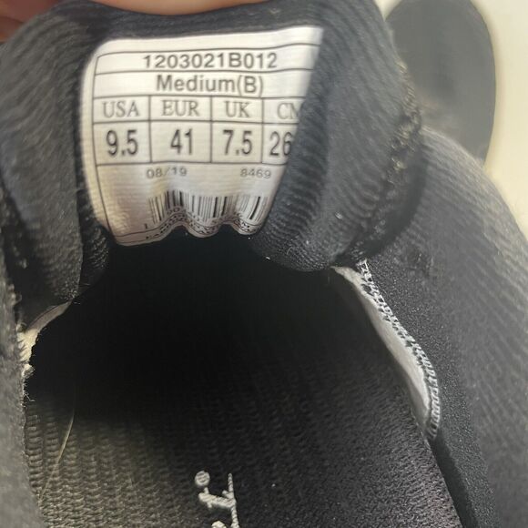 Brooks Revel 3 Womens Size 9.5 Black White Shoes Sneakers Running 1203021B012 - Picture 9 of 9